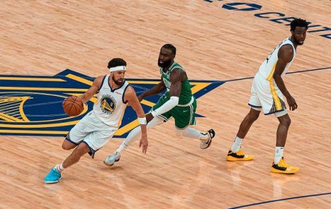 开云app-G2开打勇士将迎背水一战 库里：我们可以做出回应
