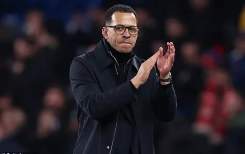 开云体育下载-跟队：切尔西乐观认为冬窗能签顶级中卫，但必须有首发实力