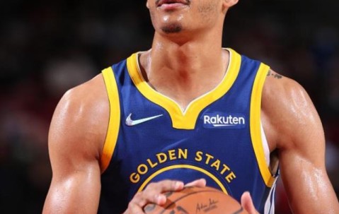 华体会体育-赛季首秀普尔狂轰30分 科尔赛后承诺今年全力争胜