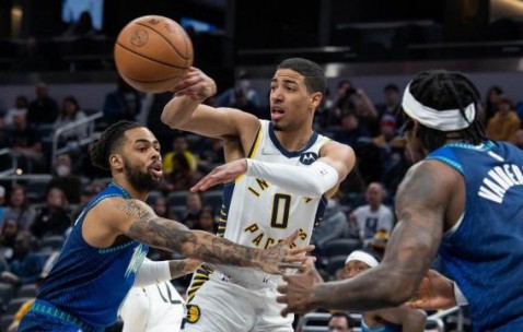 爱游戏体育-哈利伯顿表现令卡莱尔满意 步行者找到未来核心？