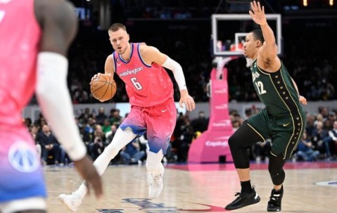 开云体育入口-豪赌波神适得其反？多位记者为绿军失去斯马特担忧